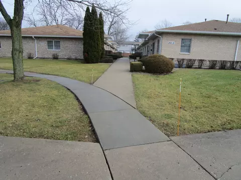 892 Chovan Dr #892, Joliet, IL 60435