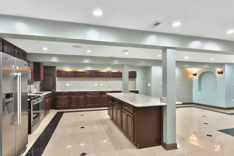 972 E Red Oak St, Addison, IL 60101 photo 31
