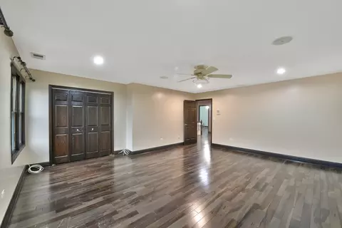 972 E Red Oak St, Addison, IL 60101 photo 29