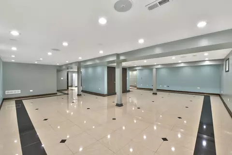 972 E Red Oak St, Addison, IL 60101 photo 32
