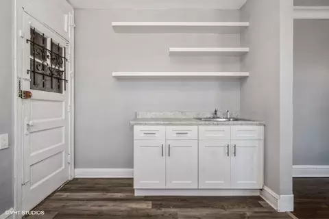 1537 E 85th Pl, Chicago, IL 60619 photo 10