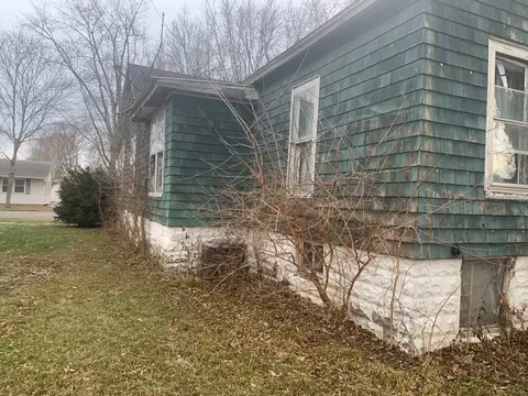 310 E Orchard St, Forrest, IL 61741 photo 18