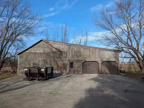 3184 E Borchers Rd, Freeport, IL 61032 photo 22