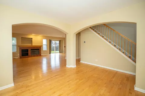 6983 Paradise Cir, Plainfield, IL 60586 photo 3