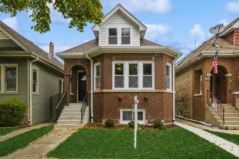 6210 W Berenice Ave, Chicago, IL 60634