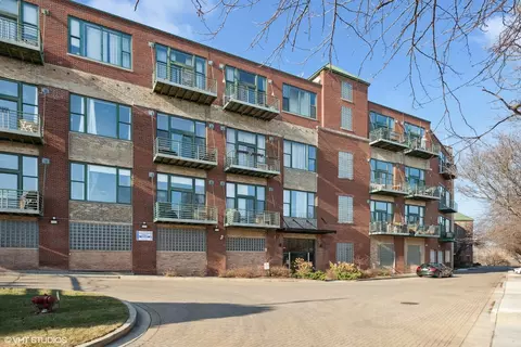 2222 W Diversey Ave #308, Chicago, IL 60647