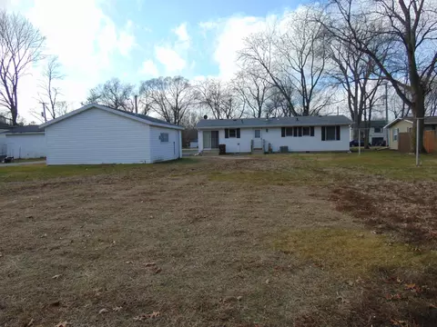 34645 Cemetery Rd, Braidwood, IL 60408 photo 4