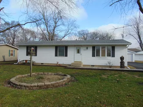34645 Cemetery Rd, Braidwood, IL 60408