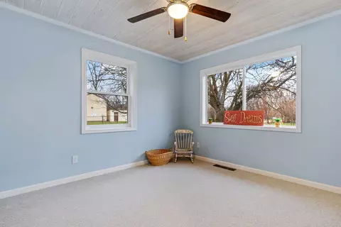 1503 Catalpa Dr, Holiday Hills, IL 60051 photo 24