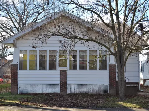 619 N Quincy St, Clinton, IL 61727