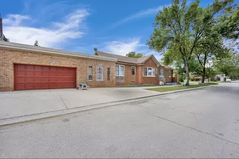 6855 W Cortland St, Chicago, IL 60607