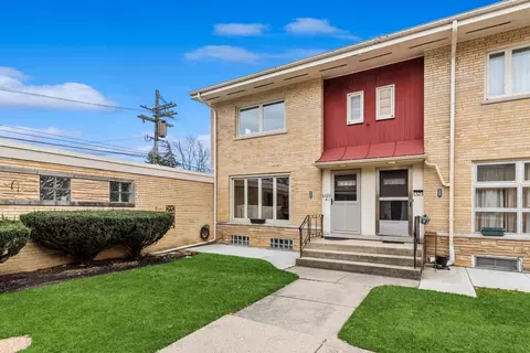 6323 N Cicero Ave #A, Chicago, IL 60646