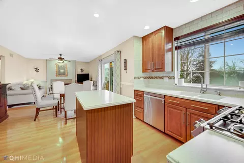 1443 Snow Drift Cir, Bartlett, IL 60103 photo 8