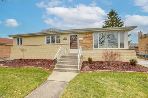 6876 176th St, Tinley Park, IL 60477