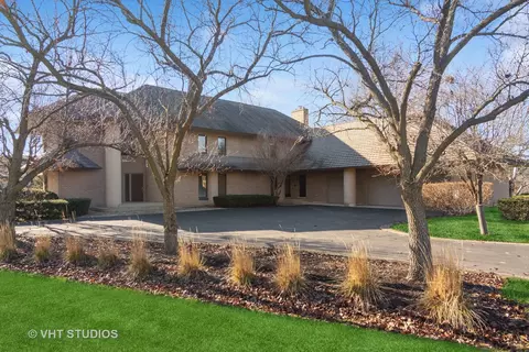 1649 Dublin Ct, Inverness, IL 60067