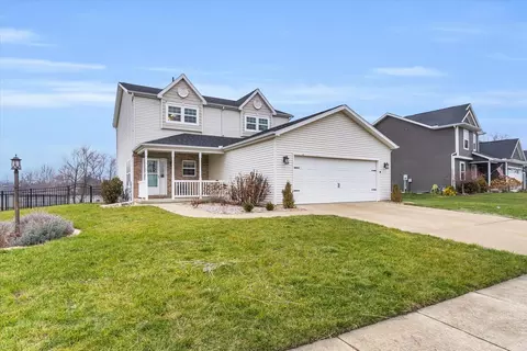 507 Red Bud Dr, Mahomet, IL 61853