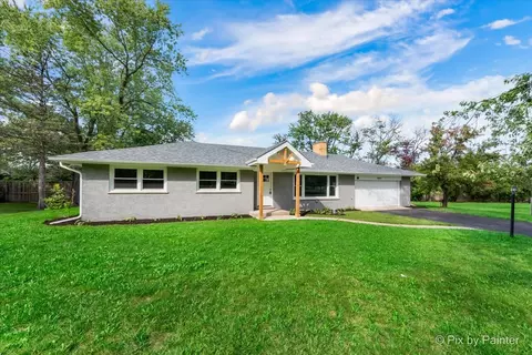 4040 Timberlane Dr, Northbrook, IL 60062