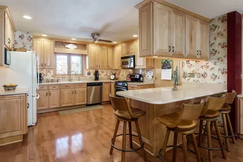 Kitchen - 4849 Danforth Dr, Rockford, IL 61114 photo 7 of 7