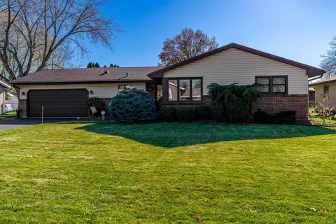 Exterior - 4849 Danforth Dr, Rockford, IL 61114 photo 2 of 13