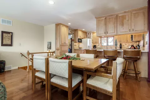 Dining - 4849 Danforth Dr, Rockford, IL 61114 photo 2 of 2