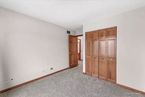 414 Persimmon Ln, Bartlett, IL 60103 photo 10