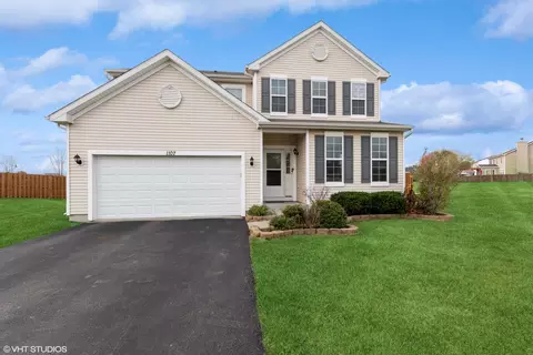 1107 Autumn Trails Ct, Shorewood, IL 60404