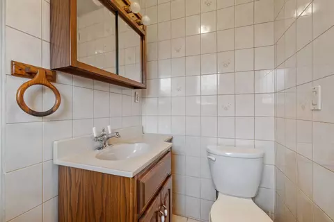 1124 E Division St, Lockport, IL 60441 photo 12