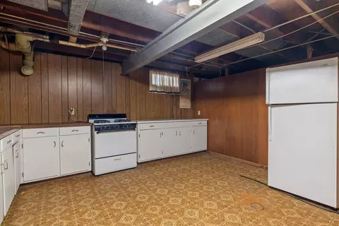 1124 E Division St, Lockport, IL 60441 photo 14