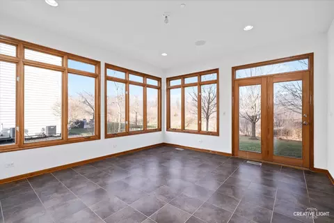 5430 Nicholson Dr, Hoffman Estates, IL 60192 photo 14