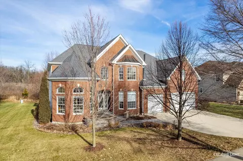 5430 Nicholson Dr, Hoffman Estates, IL 60192