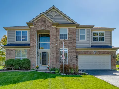 9932 Stockton Ln, Huntley, IL 60142