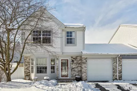 1223 Robin Dr, Carol Stream, IL 60188