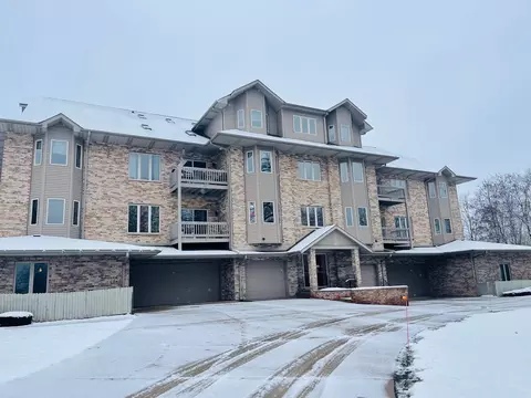 3170 Woodland Dr #70, Zion, IL 60099