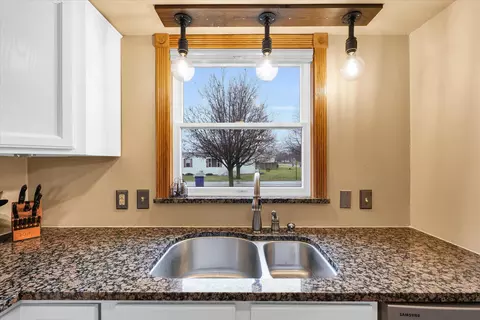 101 W Kyle St, Ogden, IL 61859 photo 15