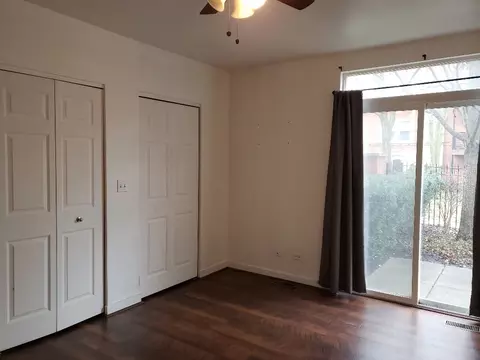 1033 E 46th St #101, Chicago, IL 60653 photo 9