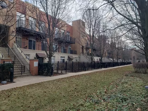 1033 E 46th St #101, Chicago, IL 60653 photo 13
