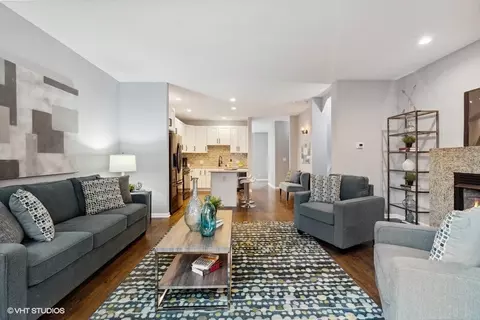 404 E 46th St #C4, Chicago, IL 60653 photo 5
