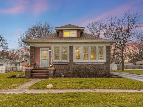 109 W Washington St, Gardner, IL 60424