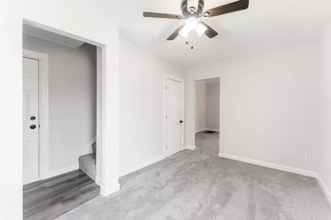 367 Jay St, Elgin, IL 60120 photo 17