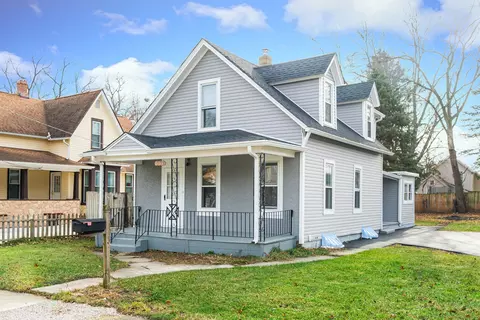 367 Jay St, Elgin, IL 60120 photo 2