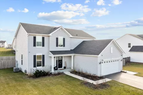 576 Warbler Ln, Yorkville, IL 60560