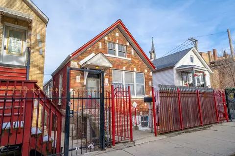 2818 W 23rd Pl, Chicago, IL 60638