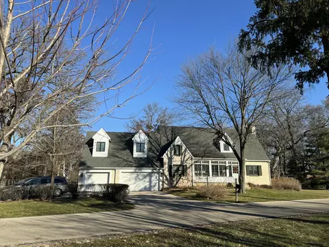 800 Broadway Ave, Village Of Lakewood, IL 60014