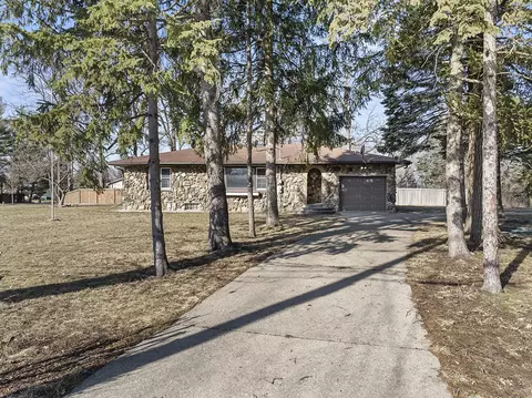 1146 Magnolia Ave, Gurnee, IL 60031