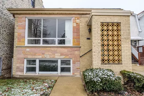 2868 N Kimball Ave, Chicago, IL 60618