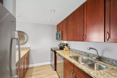 30 E Huron St #2302, Chicago, IL 60611 photo 7