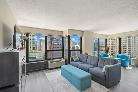 30 E Huron St #2302, Chicago, IL 60611 photo 3