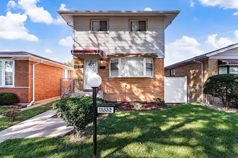 11532 S Bishop St, Chicago, IL 60643