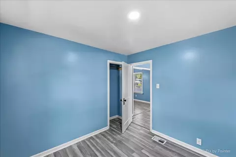 71 S Commonwealth Ave, Elgin, IL 60123 photo 11