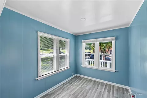 71 S Commonwealth Ave, Elgin, IL 60123 photo 5